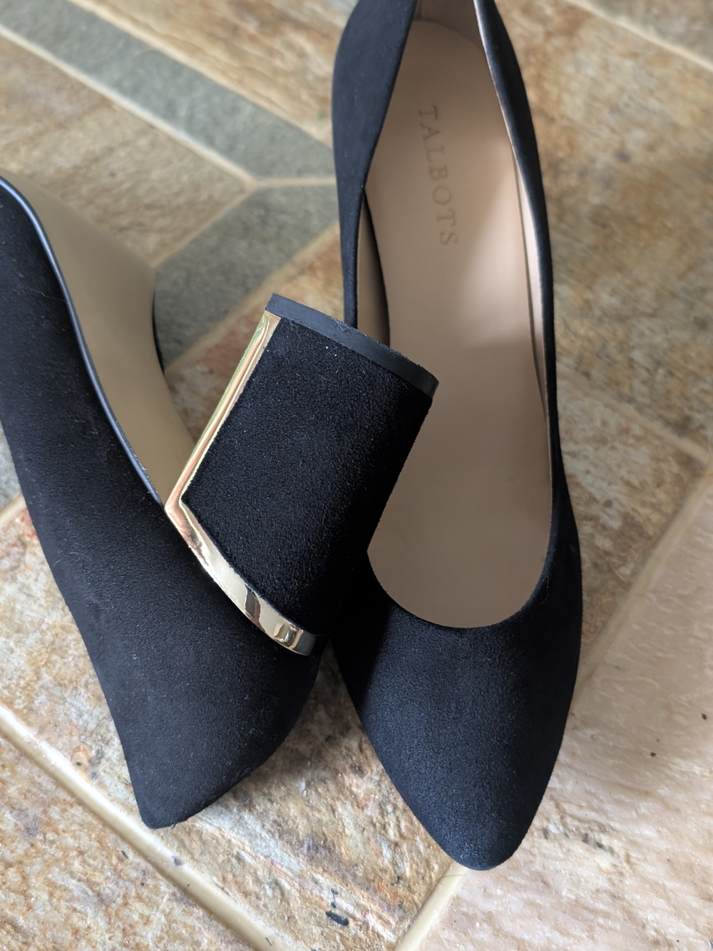 Talbots Black Suede Pointed-Toe Pump with Gold Accent Sz 9